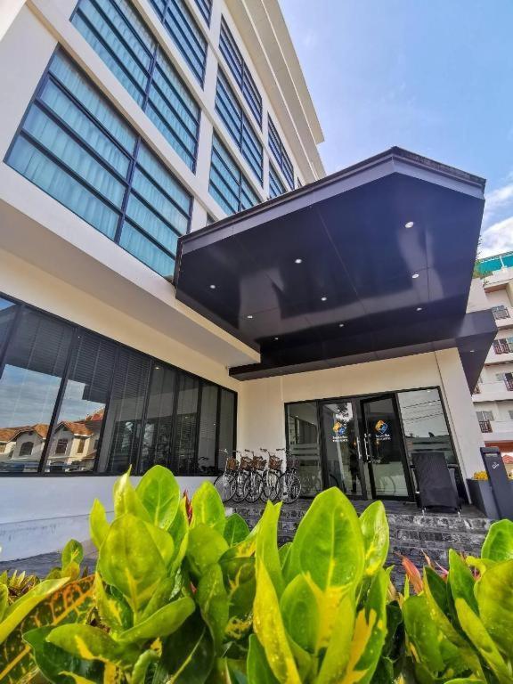 โรงแรมทิระ เวียงจันทน์ ภายนอก รูปภาพ